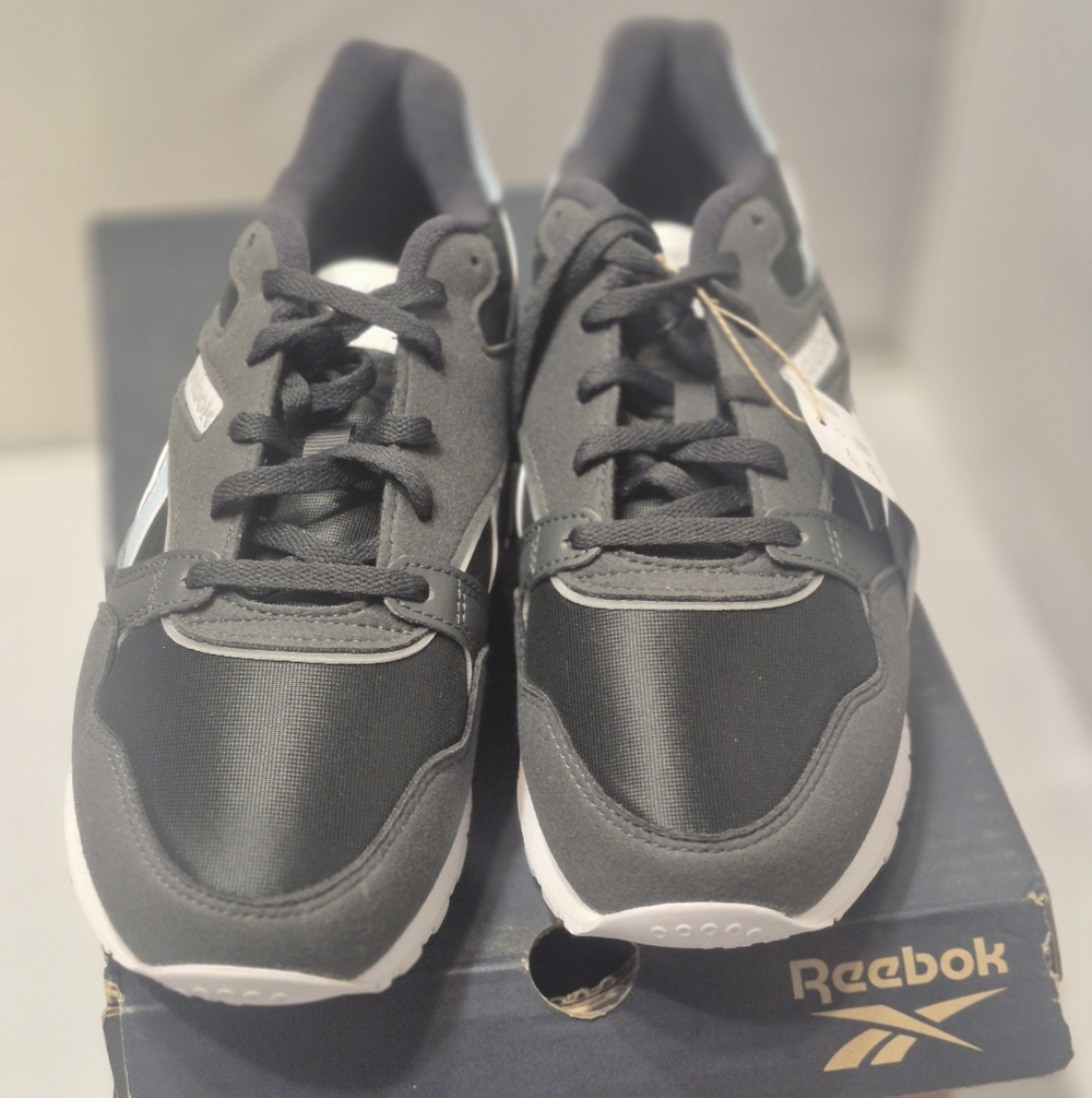 Reebok Women's Gray and White Athletic Sneakers Size 7.5ULTRA FLASH TENNIS SHOES
